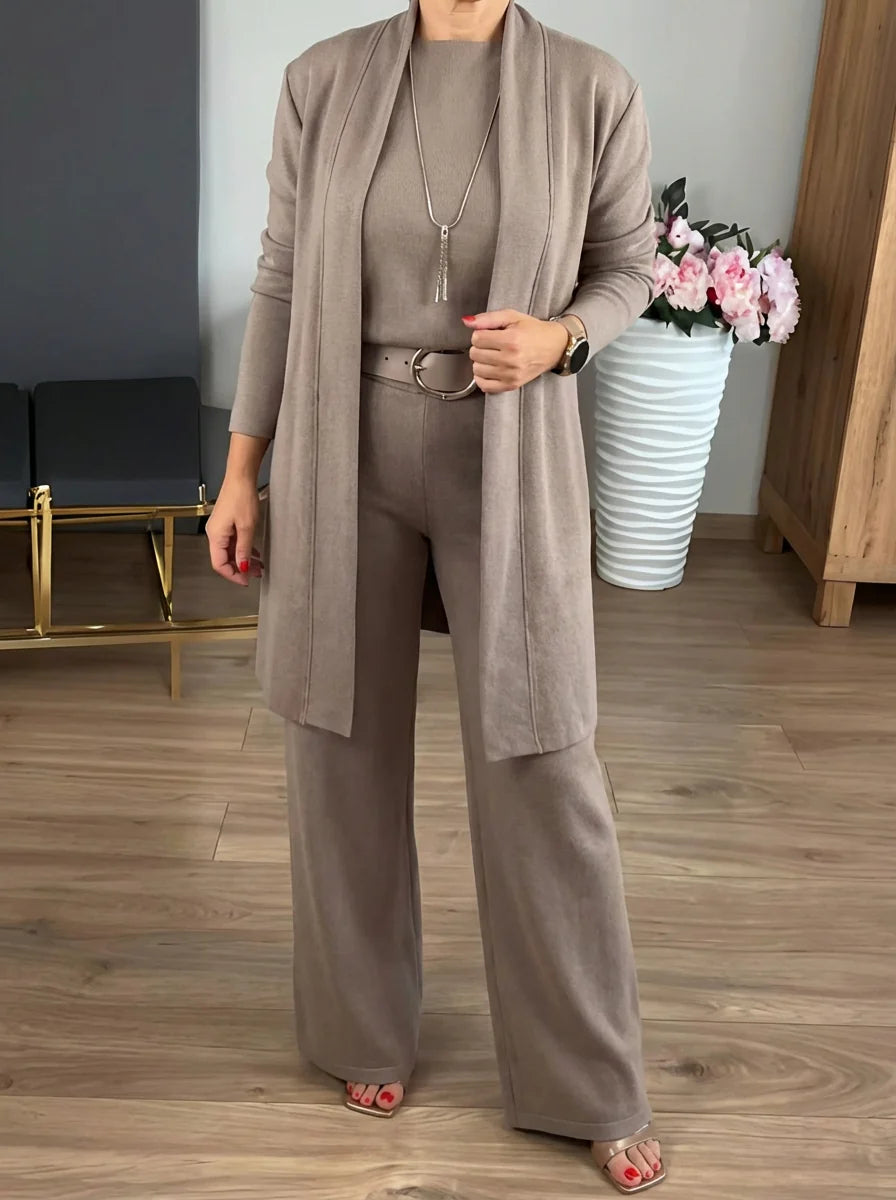 Elara - Premium Comfortable Three-Piece Set