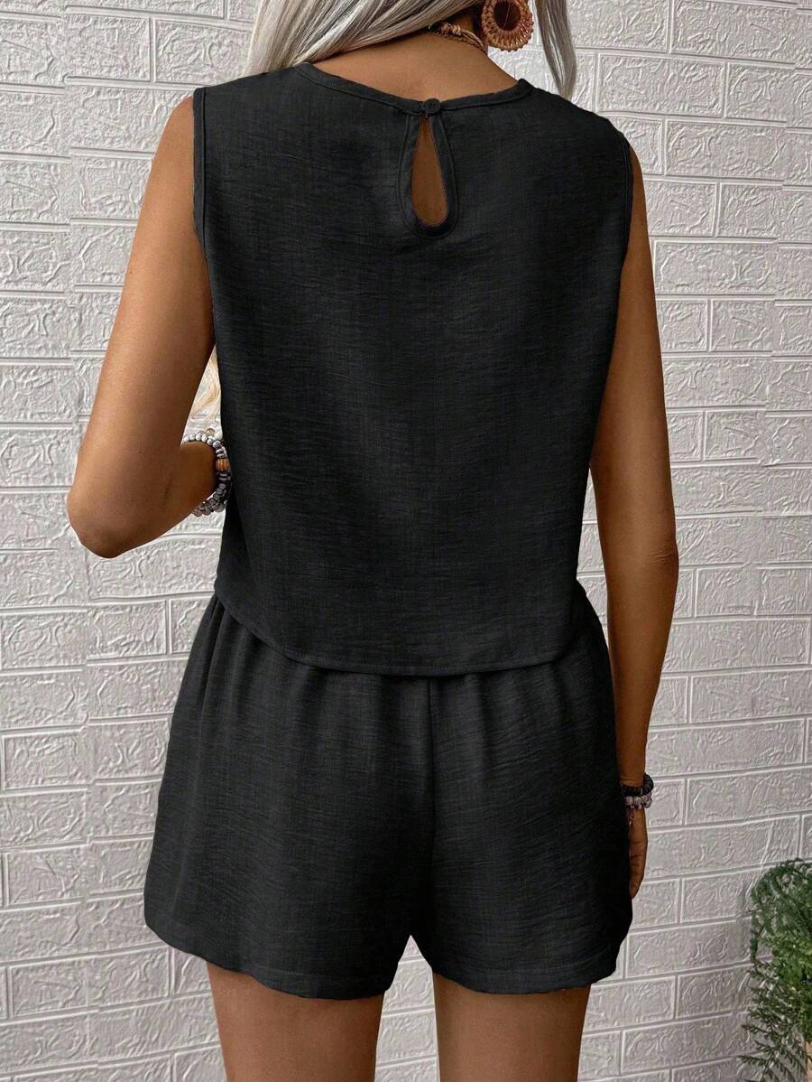 Noel - Relaxed Button Tank Top & Shorts Two-Piece Set