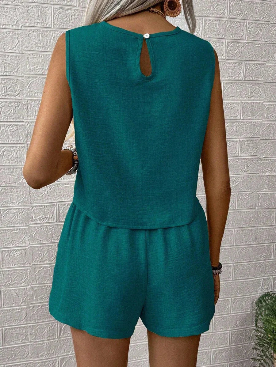 Noel - Relaxed Button Tank Top & Shorts Two-Piece Set