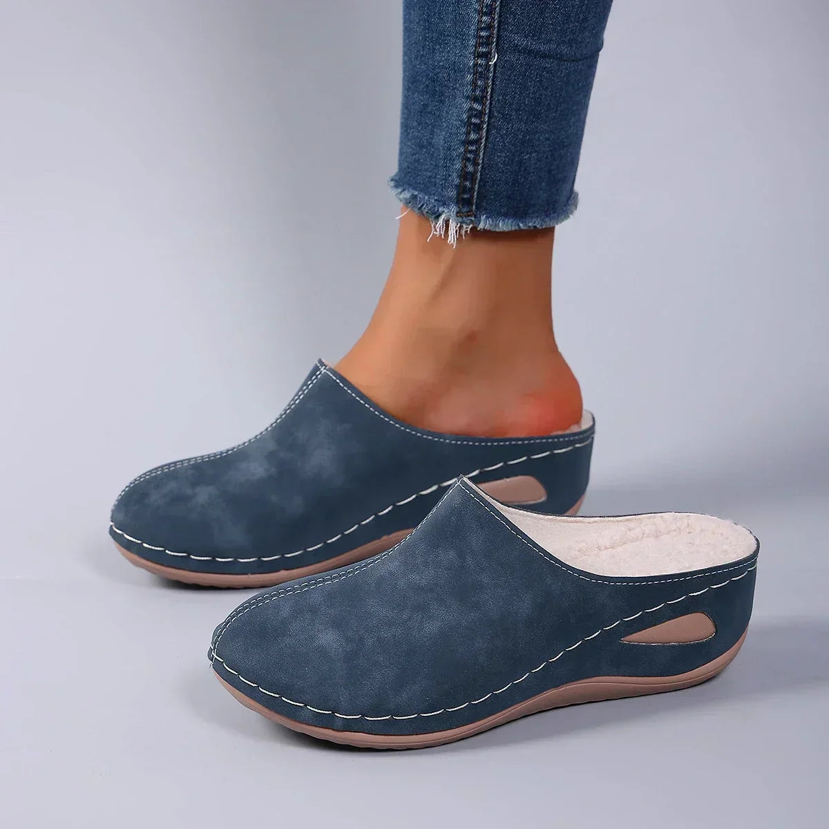 Carolina - Fleece-Lined Wedge Mules