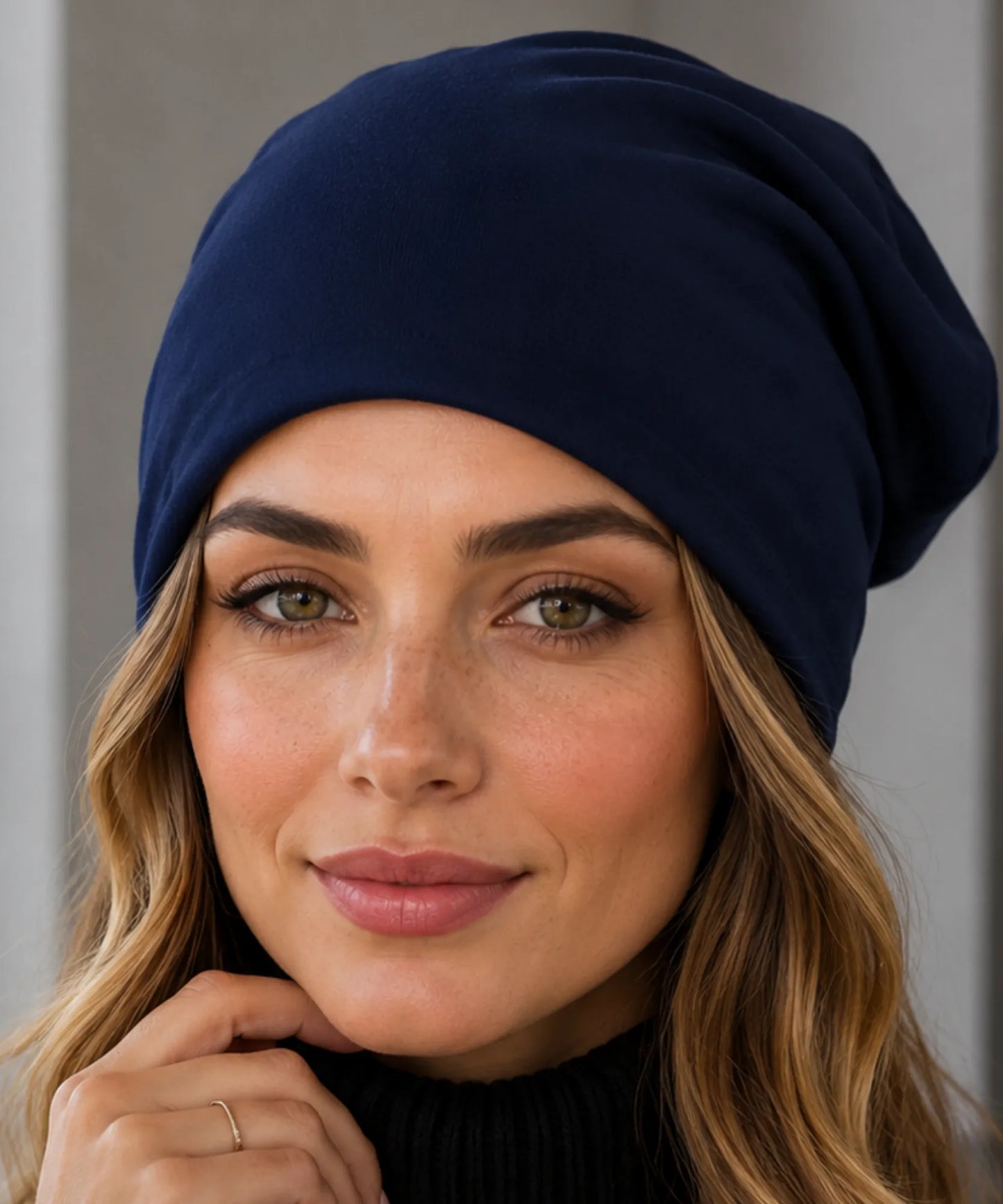 Luna - Elastic Oversized Women's Beanie