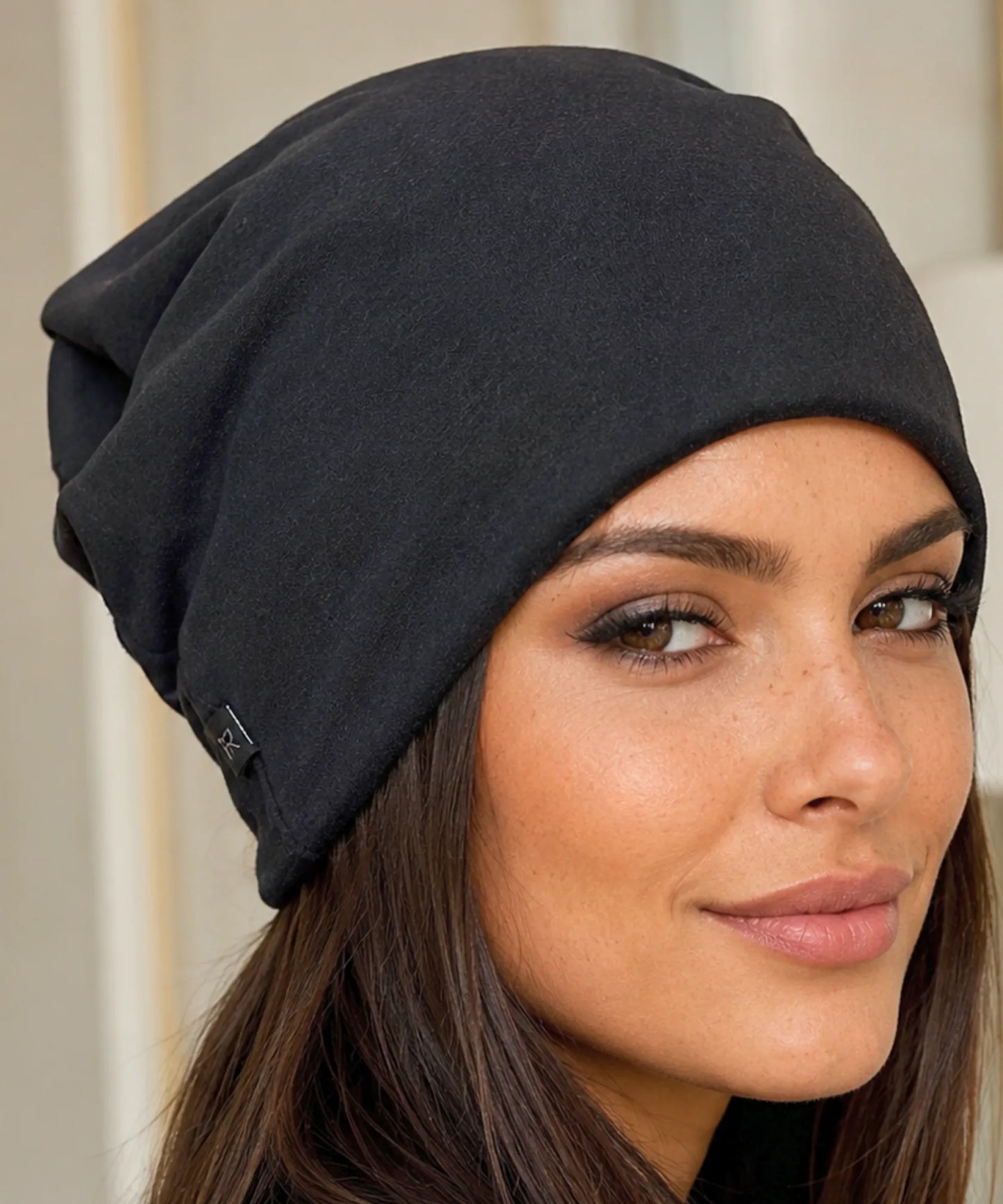 Luna - Elastic Oversized Women's Beanie